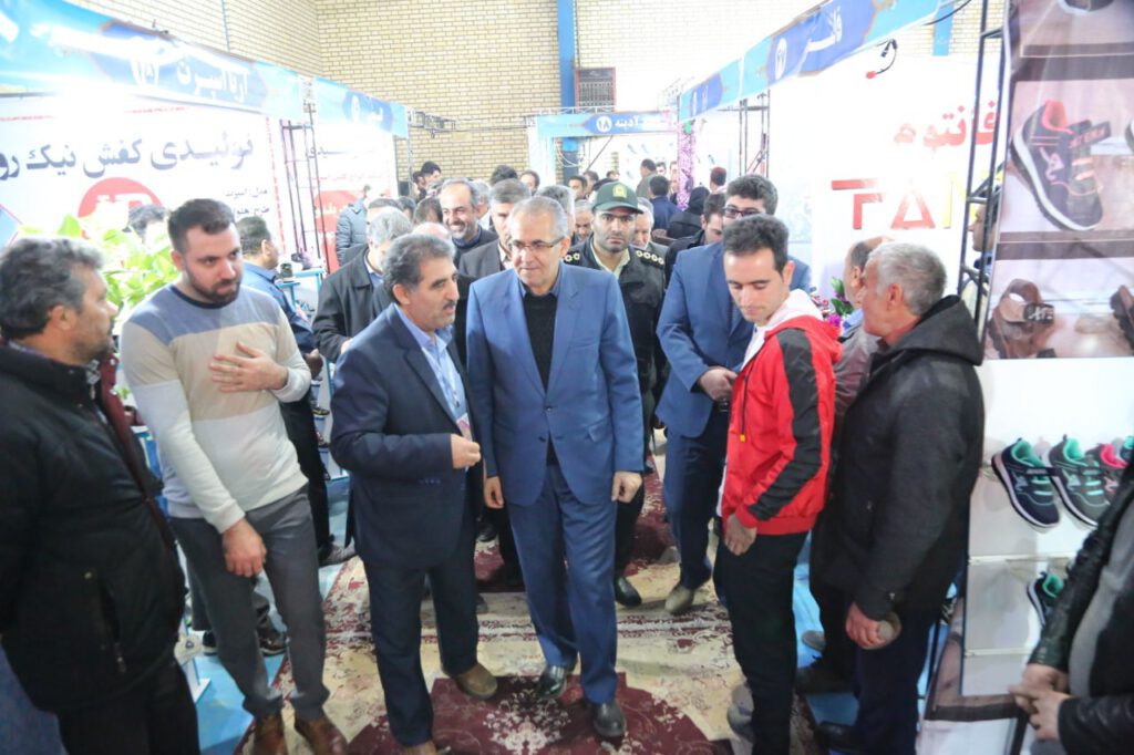 حضور استاندار زنجان در اولین نمایشگاه صنعت کفش در هیدج