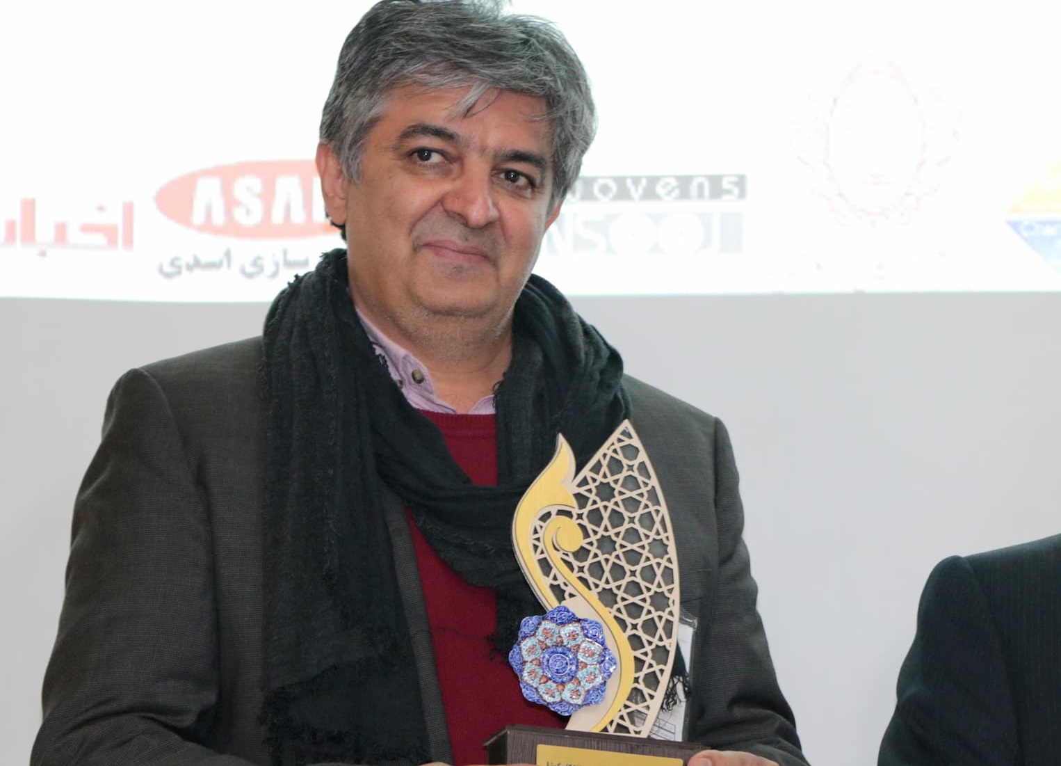 افشین شادی مهر- مدیر مسئول مجله اخبار صنعت چرم و کفش