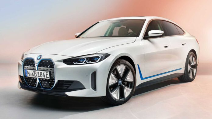 ساخت خودرو BMW با مواد بازیافتی