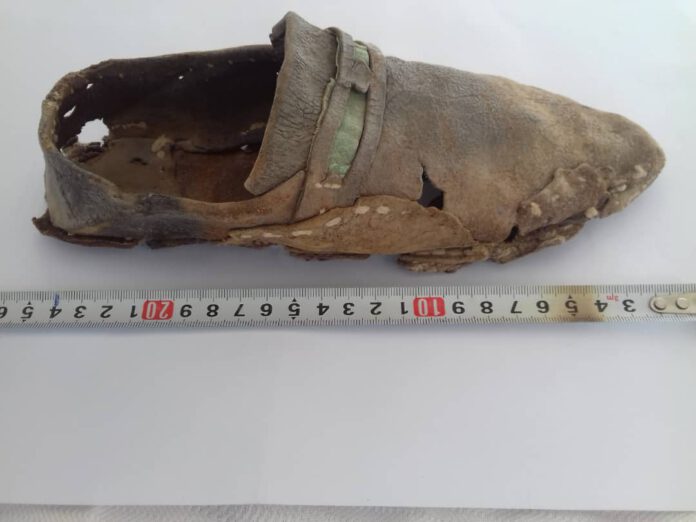 ثبت کفش چرمی تاریخی نهبندان در فهرست میراث ملی