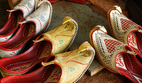 «جوتی»؛ کفش محبوب هندی‌ها در آستانه فراموشی